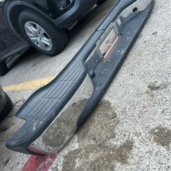 99-06 tahoe  read bumper 