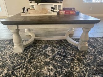 Farmhouse Coffee Table – Havalance Style