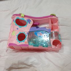 Little Pet Shop Daycare 