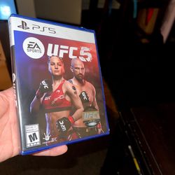UFC 5 for Ps5 brand new sealed