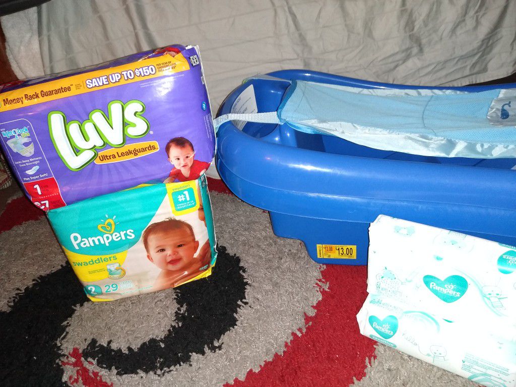 Diapers, wipes, and infant/toddler tub