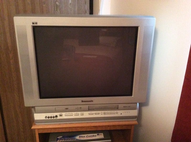 Panasonic triple play TV for Sale in Bartlett, IL OfferUp
