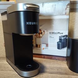 Keurig K-Mini Plus Pod Storage coffee maker open box