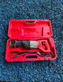 Reciprocating Saw with Hard case