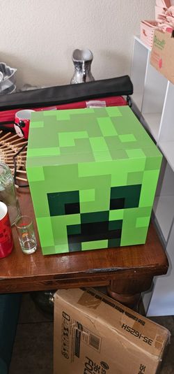 Official Minecraft Creeper Thermoelectric Mini Fridge / Cooler