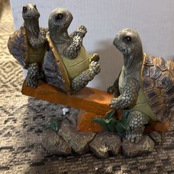 Turtle Family Statue Figurine 