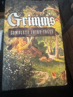 Grimm’s Complete Fairy Tales Hardcover