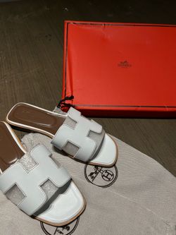 Hermes Sandles