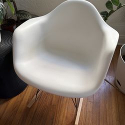 Eames Rocking Chair