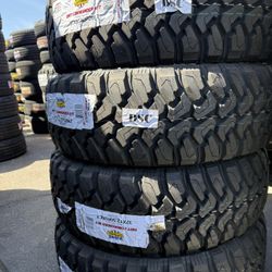 🚨🚨vendo Set De Llantas Lt 37x12.20 20 Dirt COMAMDER M/T 