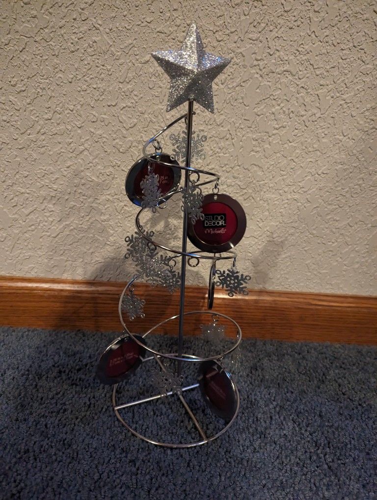 NEW Christmas Picture Decor