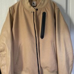 NIKE WMNS NikeLab Essentials Destroyer Varsity Jacket 908642-200 Tan WOMEN'S S