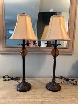 Set of 2 Pineapple Table Lamps