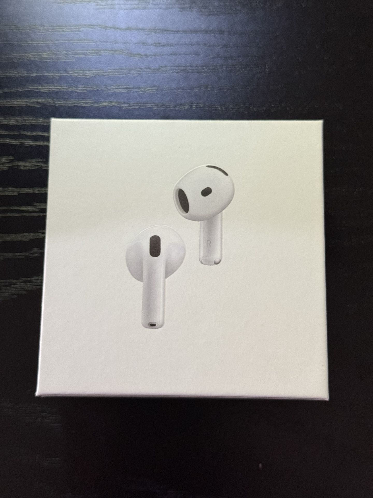 AirPods 4