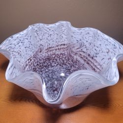 Decorative Glass Vase(Can Meet Or Pick Up On Thursdays, Fridays,or Saturdays