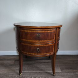 ETHAN ALLEN Round Figural Mahogany Table