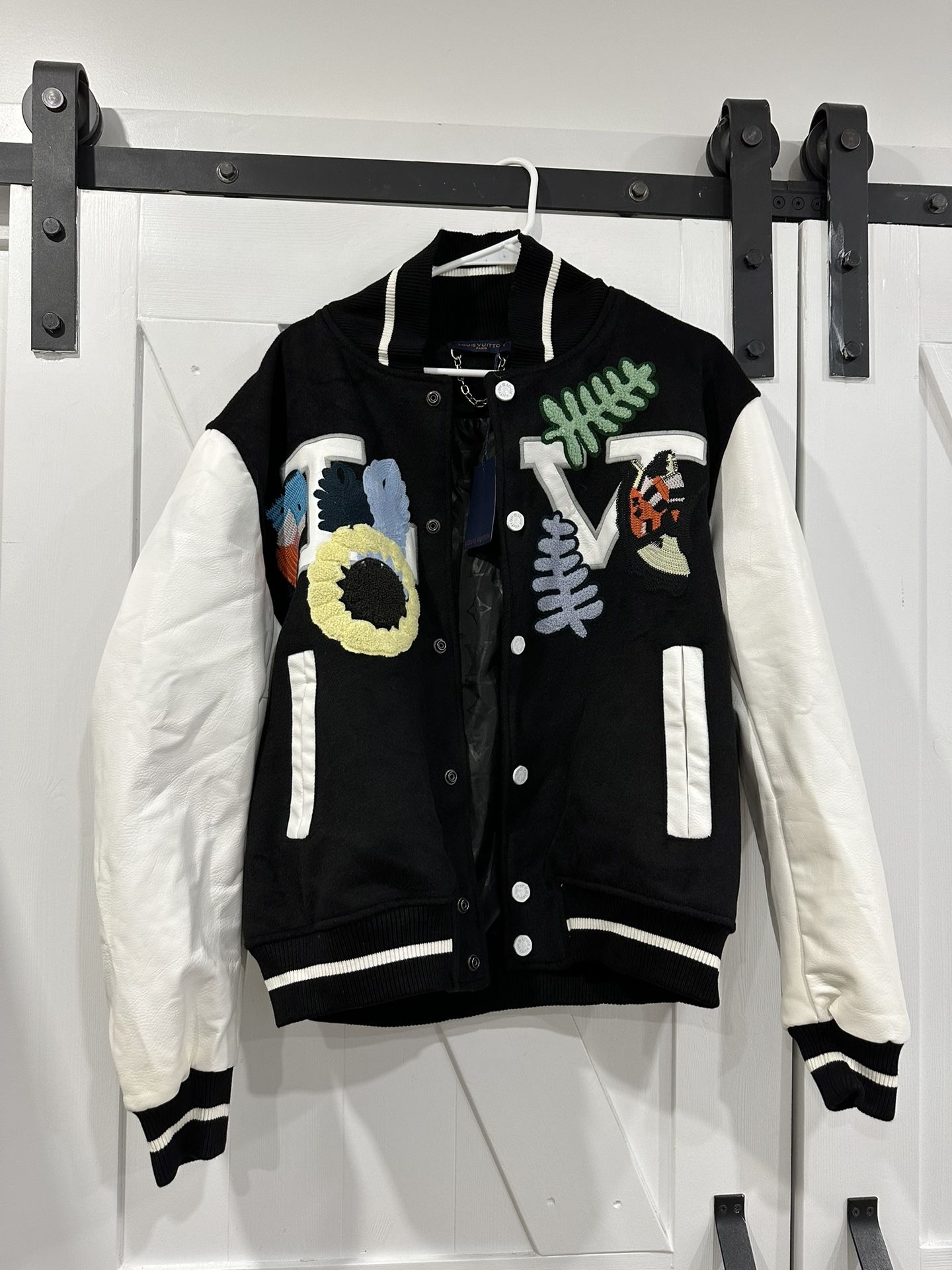 Lv Bomber Jacket π₯