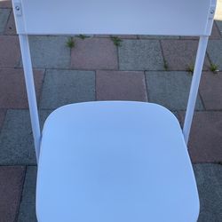 🎈🎈🎈CHAIRS AND TABLES FOR SALE