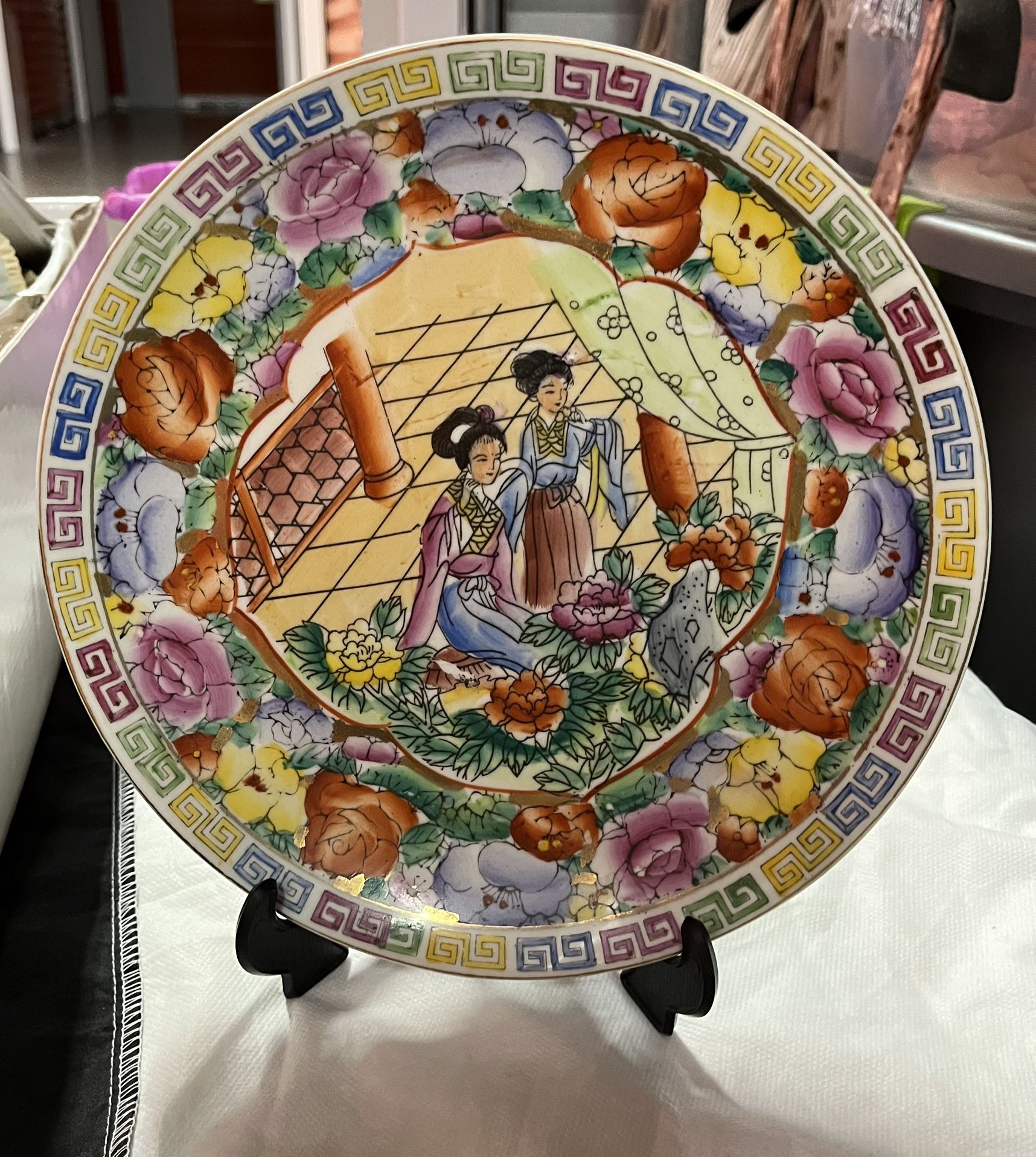 Decorative Chinese Porcelain Plate 
