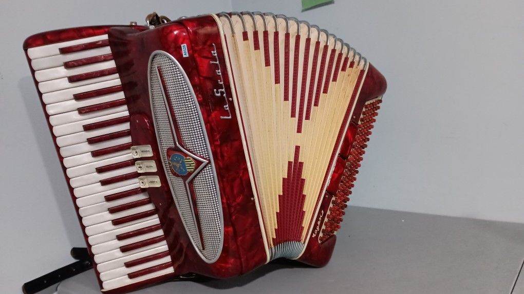 La Scala. Accordion