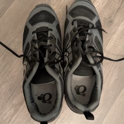 Izumi Pearl Like New Cycling Shoes Men's 