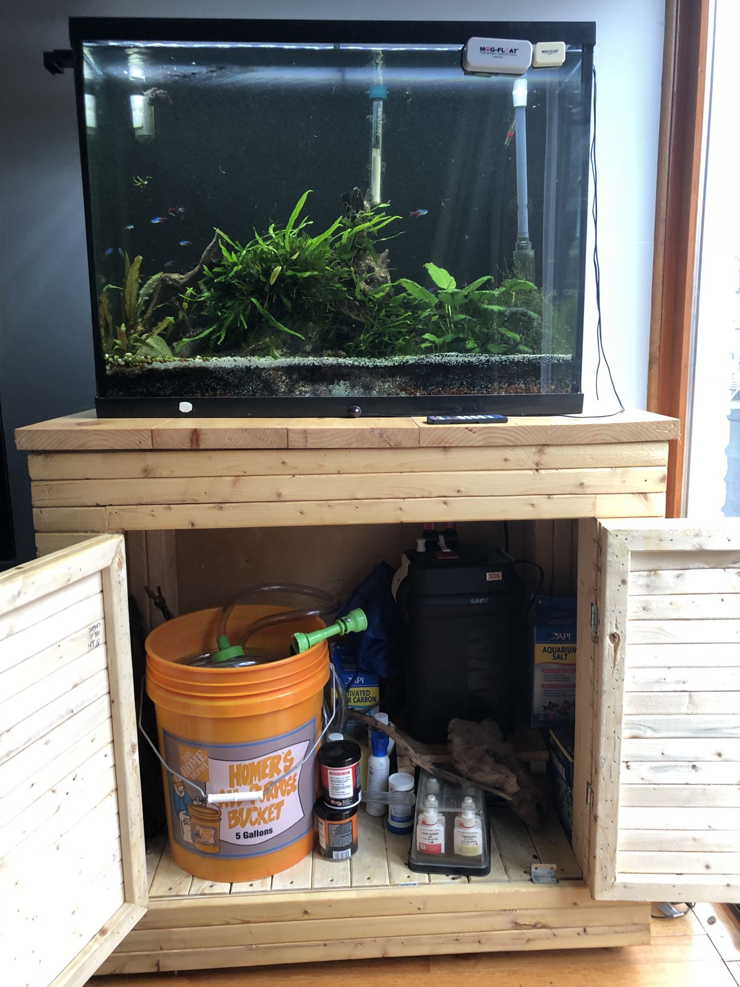 Fish Tank Stand/ Cabinet