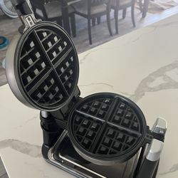 Cooks Waffle Maker