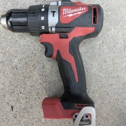 Milwaukee 18v 1/2" Drill
