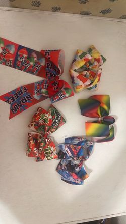 Hair bows / girls