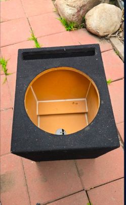 Subwoofer box