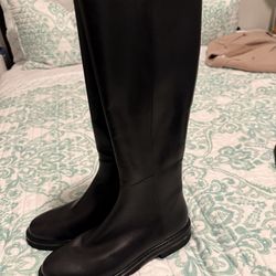 Stuart Weizman Boots Size 6.5