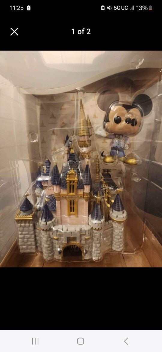 disney world 50th anniversary castle funko pop brand new 