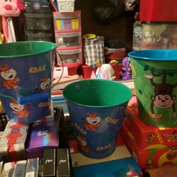 NEW 3 FULL SIZE METAL BUCKETS