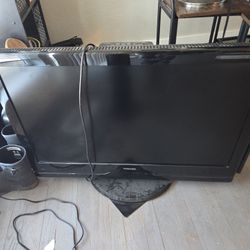 Toshiba 40 Inch TV 