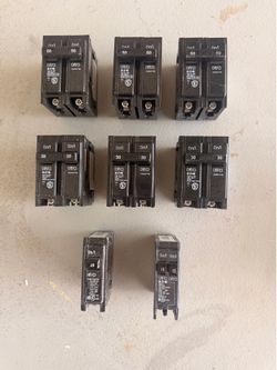 Lot of Eaton Classified Breakers