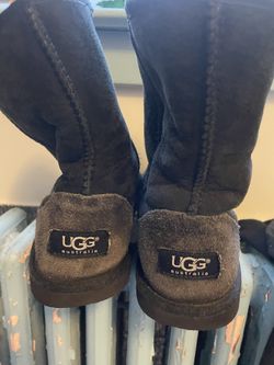 Black Uggs