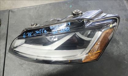 Volkswagen VW Jetta Headlight Left Driver Side 2017 2018 2019 Part $100 H