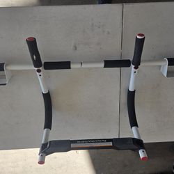 Door Jam Pull Up Bar 