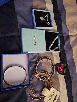Necklace and bracelet $ 2 each or $ 8 for all