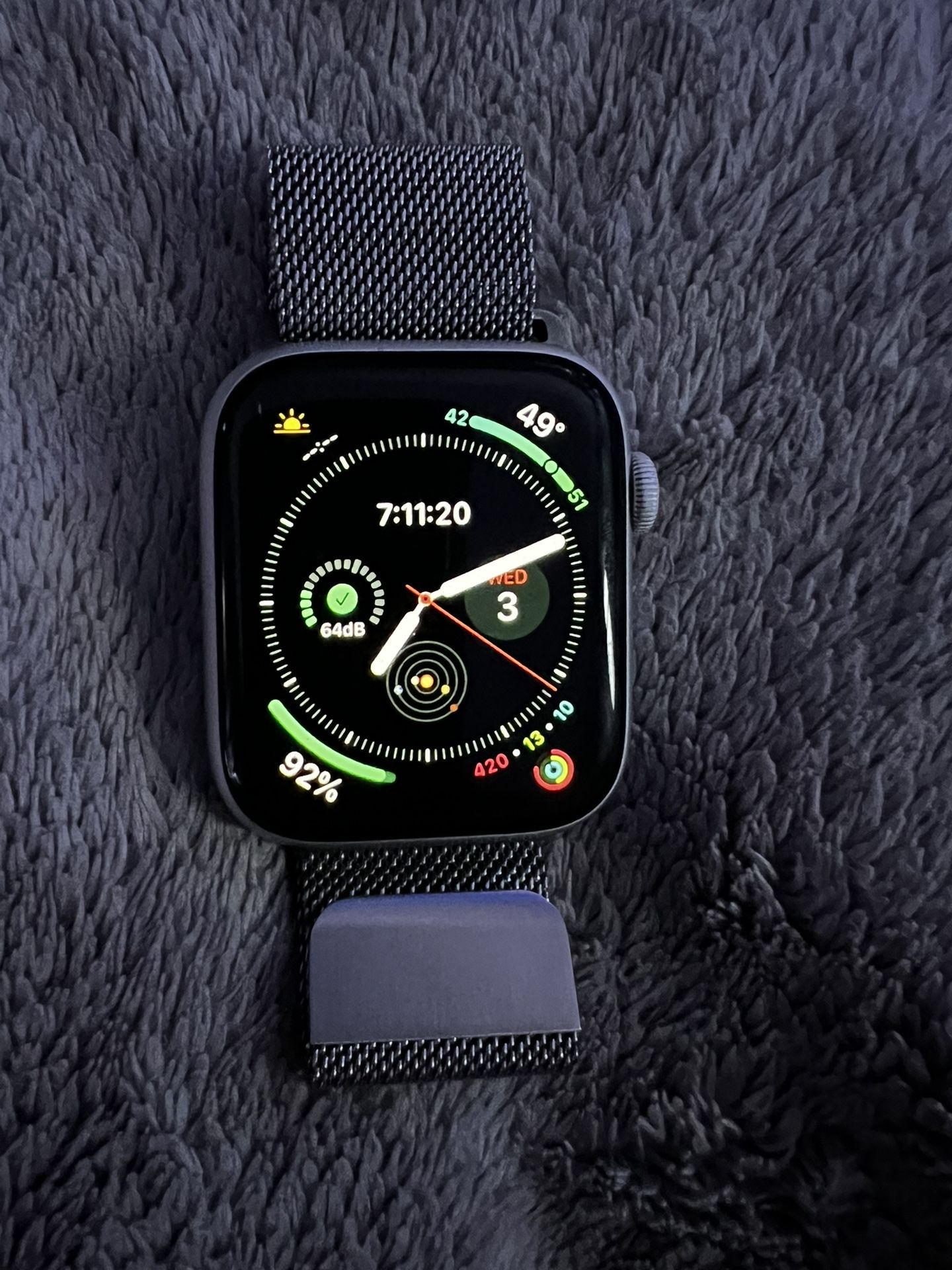 Apple Watch Series 5 (44MM)