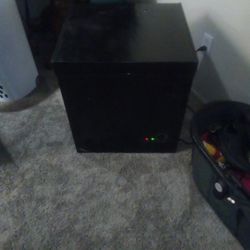 Mini Refrigerator / Freezer Adjustable Temperature