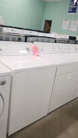 Kenmore washer and gas dryer set