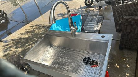 Kitchen sink
