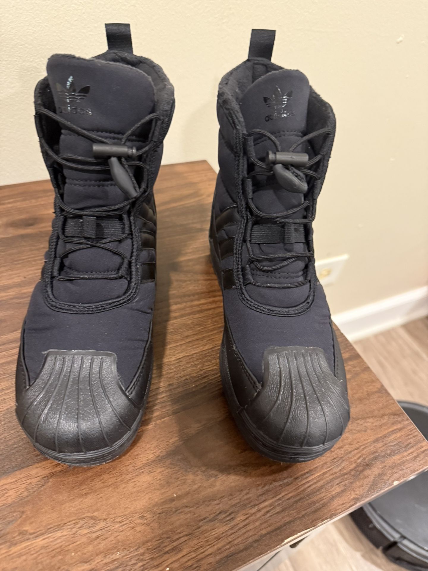 Girls Adidas Boots Size 2 1/2