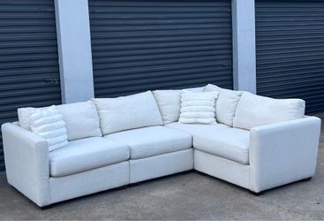 Off white modular sectional