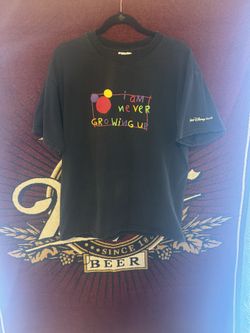 **VINTAGE** Walt Disney World T-Shirt