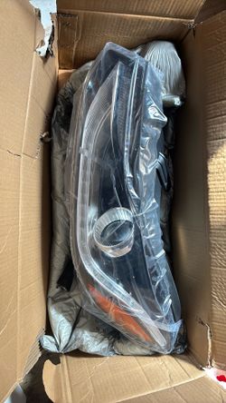 2022 Chevrolet Trax headlight