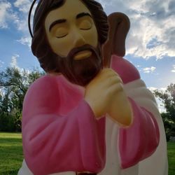 Christmas Nativity Holiday, 1 Piece Set, Joseph and Baby Jesus with Halo Blow Molds, Includes Light Cord, Indoor and Ourdoor, Retired, Good Condition.