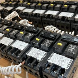 Square D HOM230GFI Ground Fault Circuit Breaker 2 Pole 30 Amp