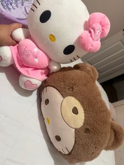 2 Hello Kitty  Plush Stuffed Animals